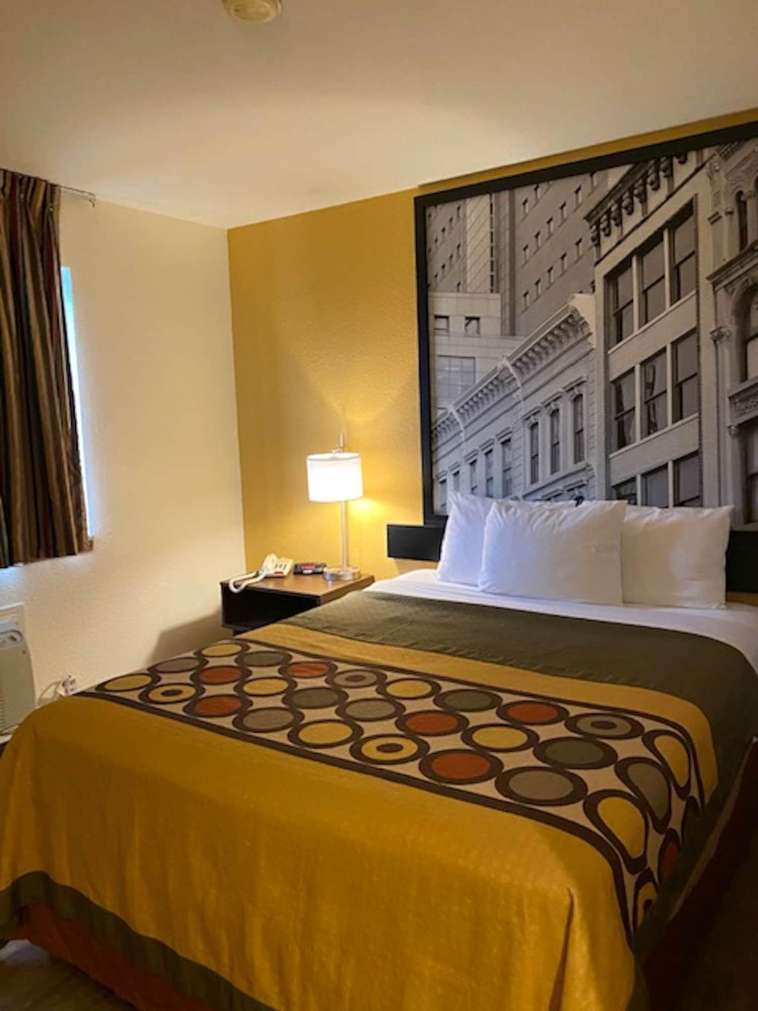 Super 8 By Wyndham Elizabethtown Ξενοδοχείο Εξωτερικό φωτογραφία