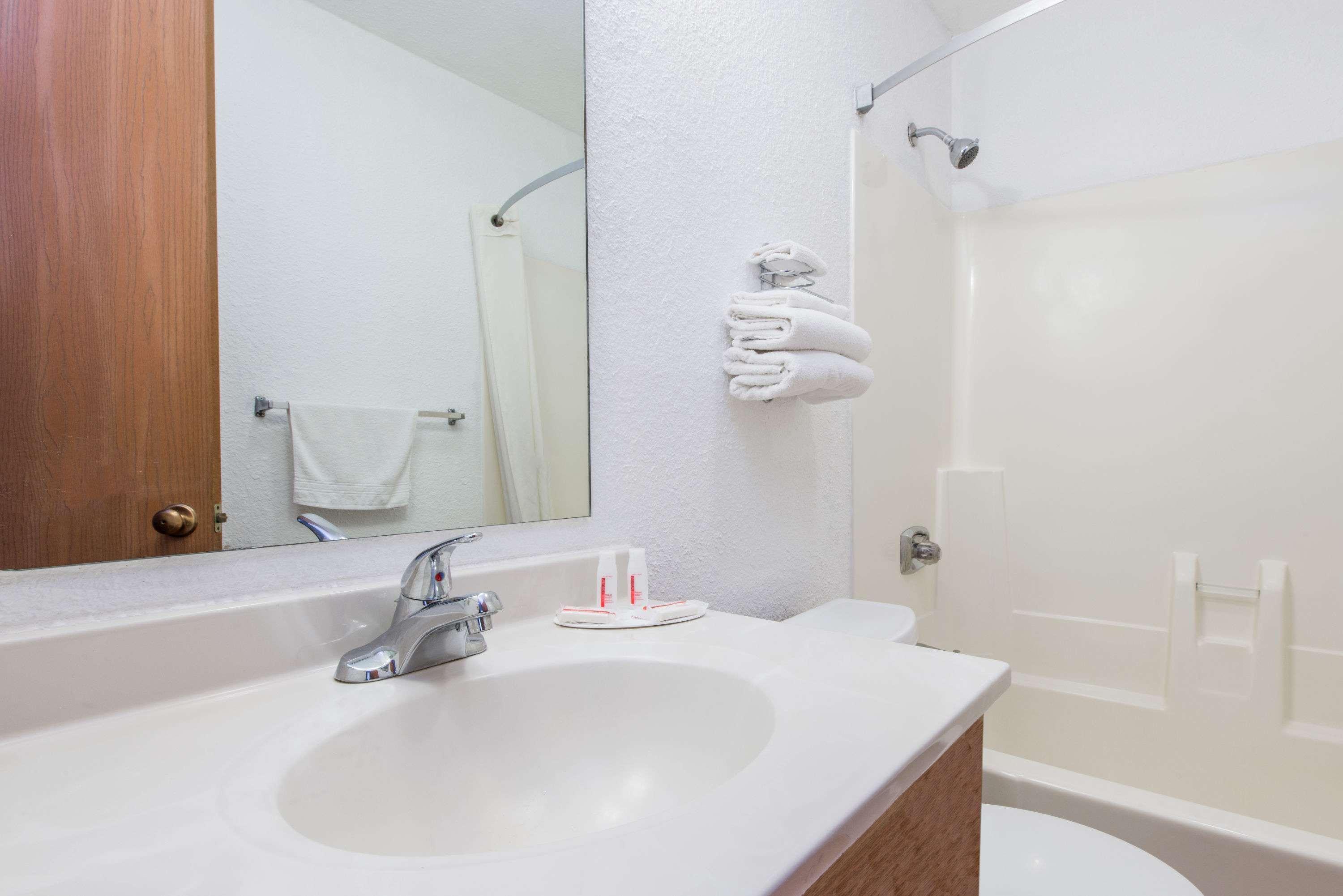 Super 8 By Wyndham Elizabethtown Ξενοδοχείο Εξωτερικό φωτογραφία