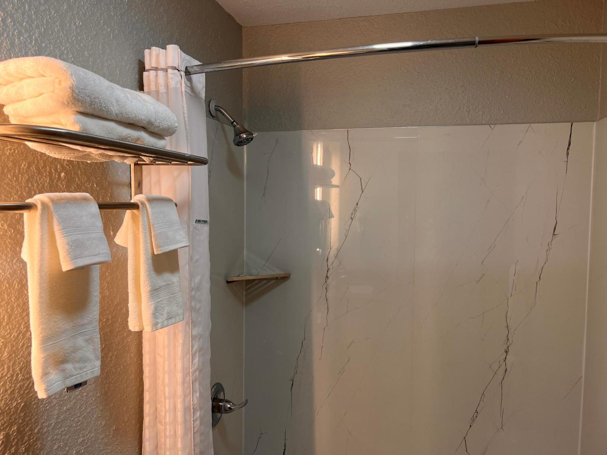 Super 8 By Wyndham Elizabethtown Ξενοδοχείο Εξωτερικό φωτογραφία