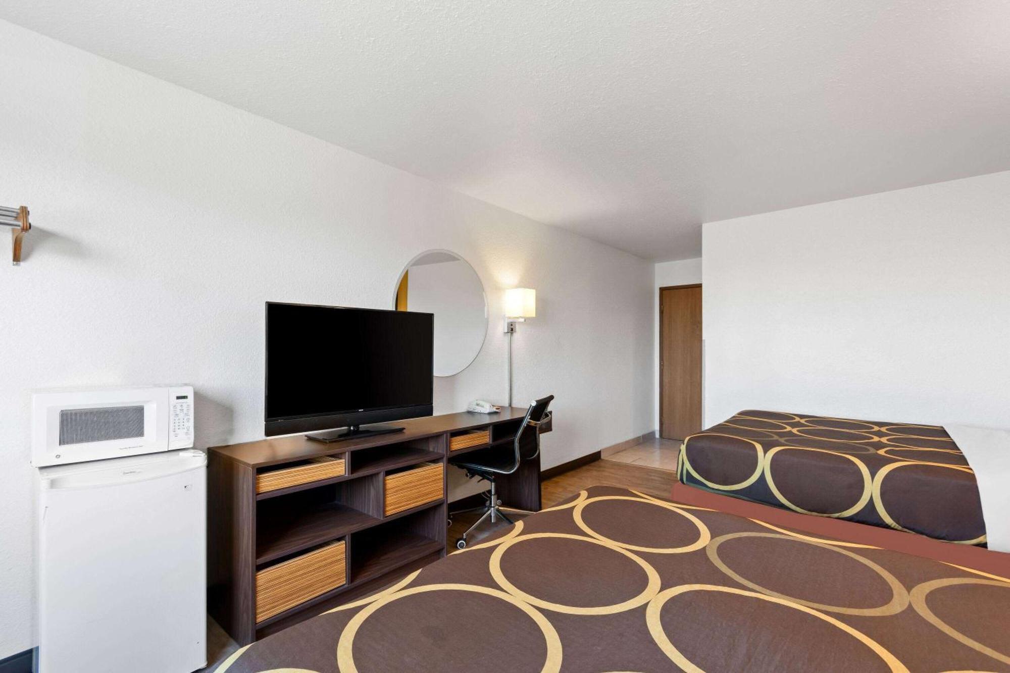 Super 8 By Wyndham Elizabethtown Ξενοδοχείο Εξωτερικό φωτογραφία