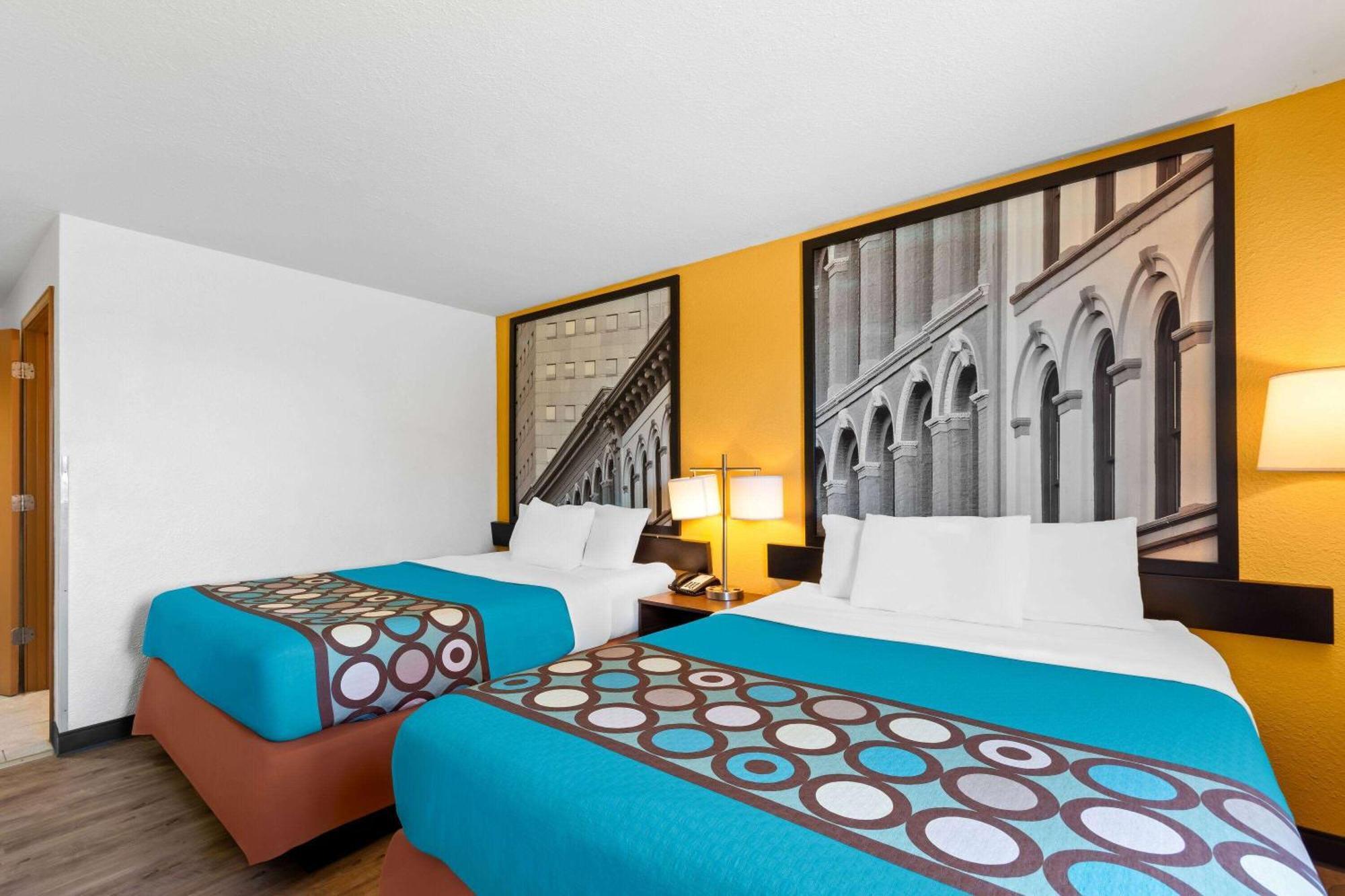 Super 8 By Wyndham Elizabethtown Ξενοδοχείο Εξωτερικό φωτογραφία